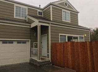 959 Kingwood St, Santa Rosa, CA 95401