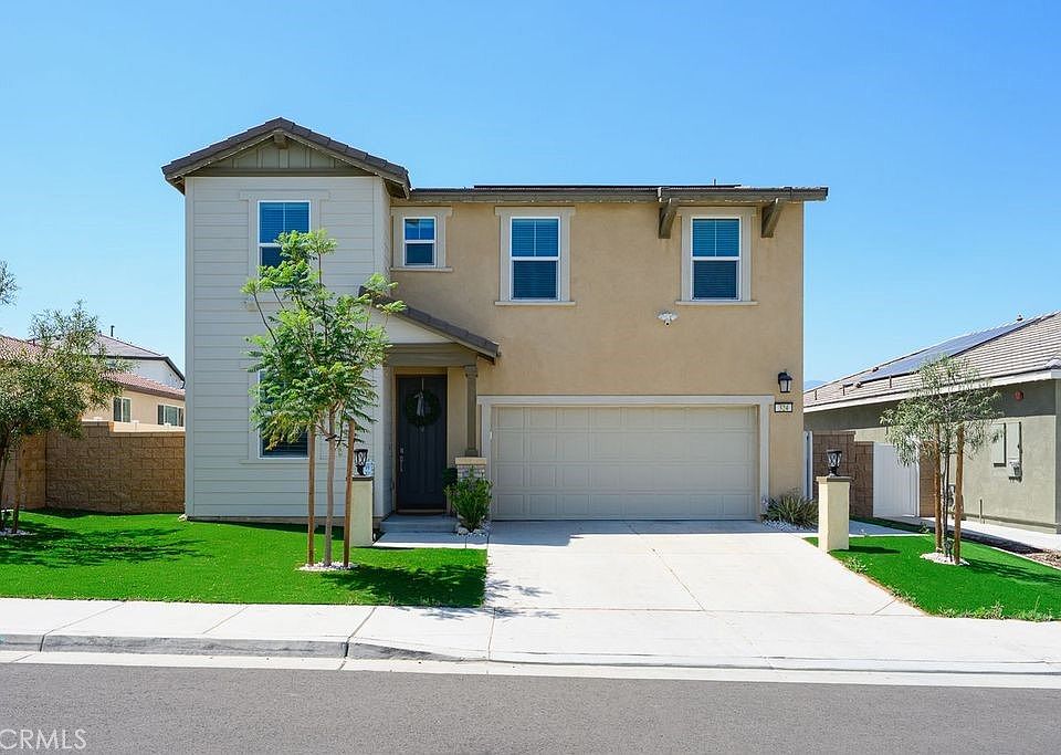 1st image of 324 Castaic Way