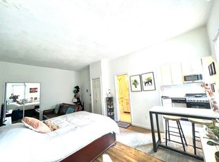315 W 46th St APT 3A, New York, NY 10036