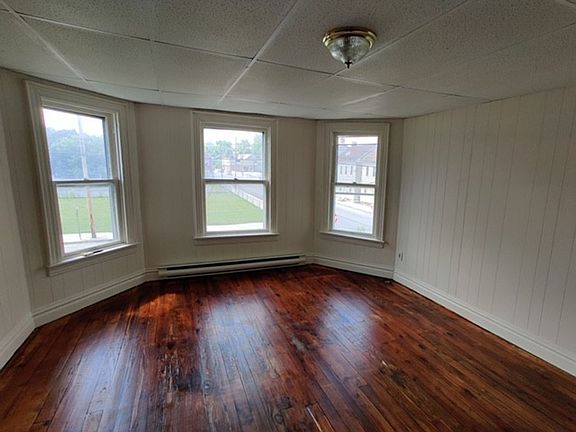 5th image of 103 Centennial Ave Unit 2