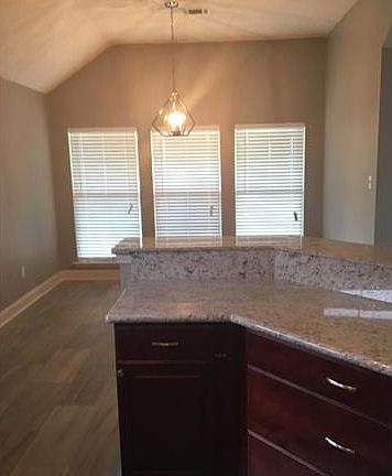 3rd image of 145 Tammy Dr