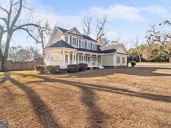 2nd image of 103 Victorian Way