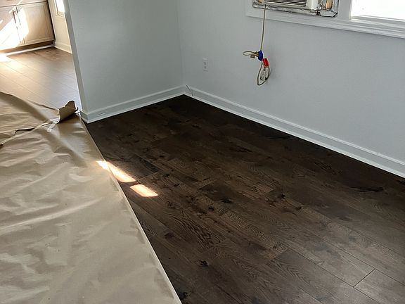 5th image of 3021 Republic St #A