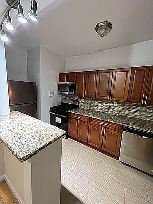 1st image of 611 W 177th St APT 22