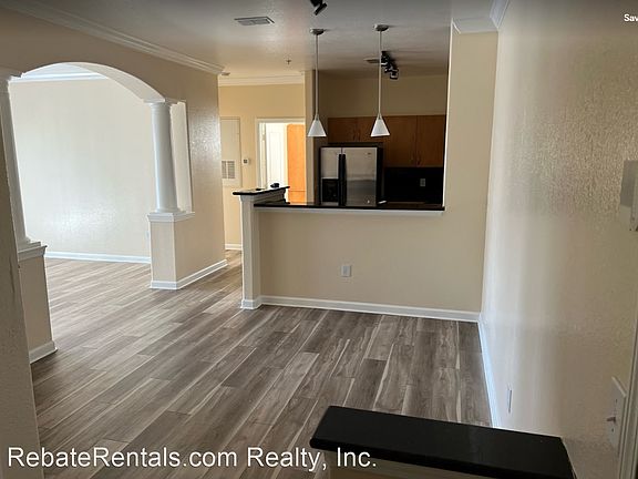 3rd image of 8290 Gate Pkwy W Unit 814