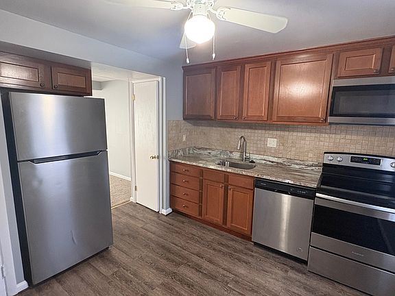 2nd image of 1 Kirwin Ct