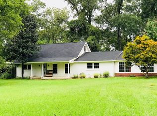 110 Hillcrest Rd, West Point, MS 39773