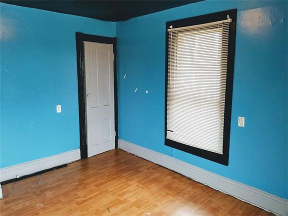 2nd image of 106 Dubois St