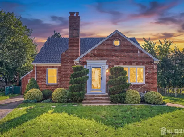 3 Dix St, New Brunswick, NJ 08901