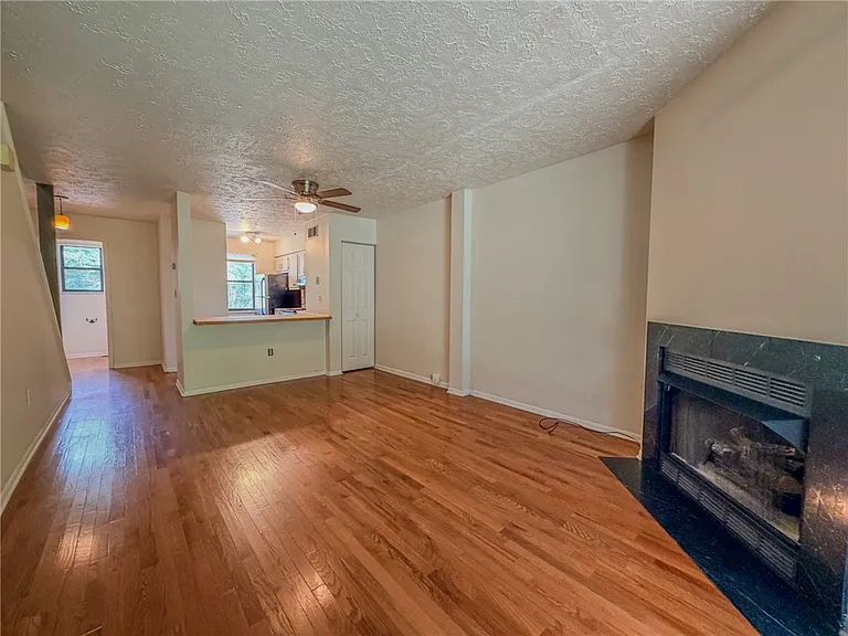 134 Forest Dr — Photo 5