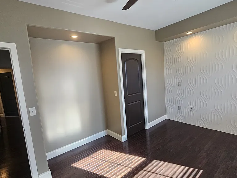503 Windsor St #2 — Photo 21