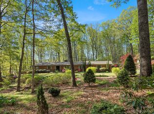 10 Glen Cove Rd, Arden, NC 28704