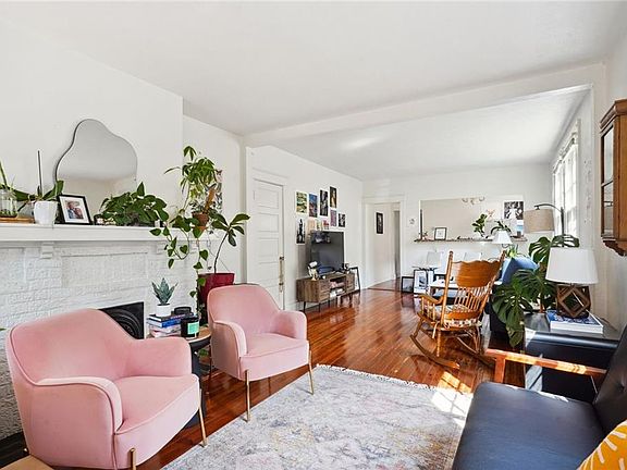 4th image of 124 N Solomon St