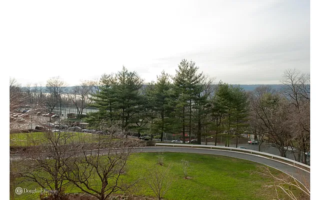 Sold by Douglas Elliman | media 18