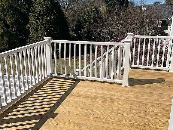 4th image of 182 Bradford Pl