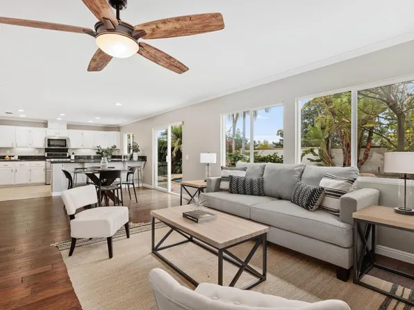 1073 Manteca Dr, Oceanside, CA 92057