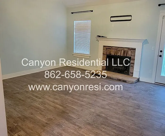 7451 Pfizer Dr — Photo 11
