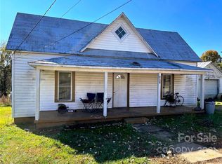 212 Randolph St, Morganton, NC 28655