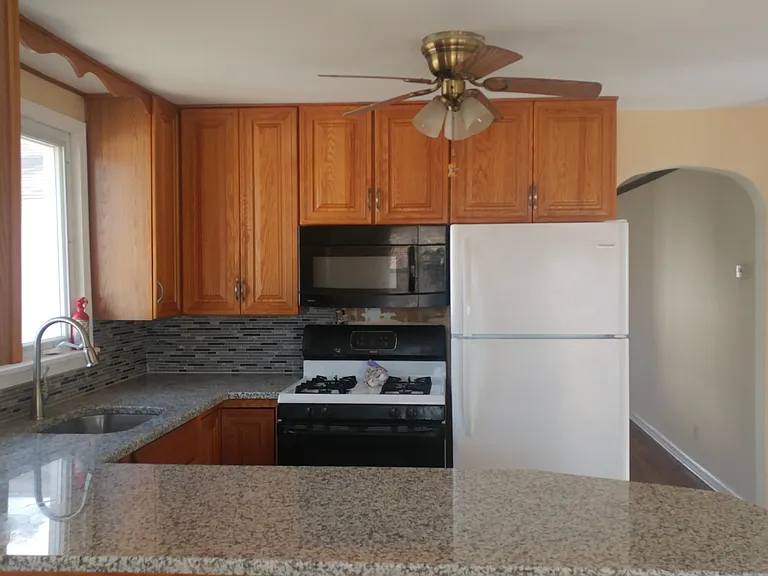 17 Willow St — Photo 14