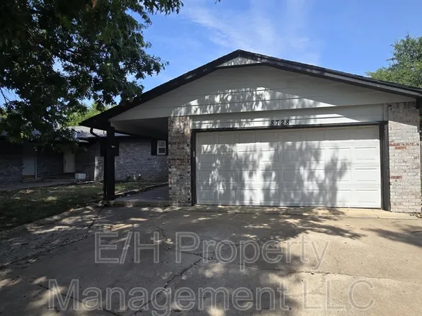 8728 E Arthur Cir, Wichita, KS 67207