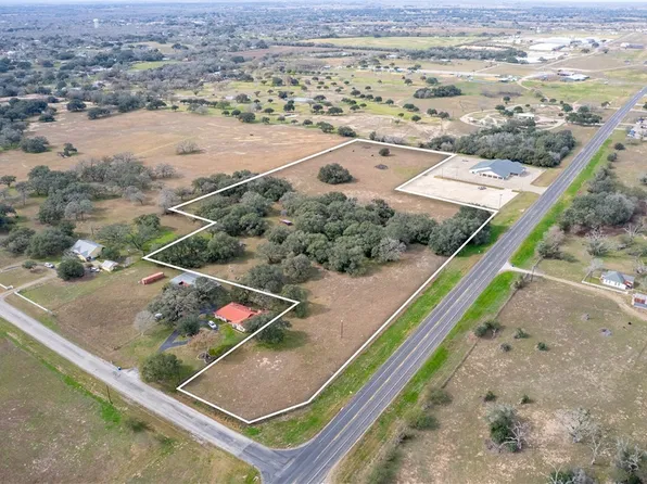 0 Carl Ramert Dr, Yoakum, TX 77995