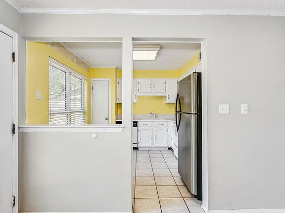5th image of 4606 Lennox Pl