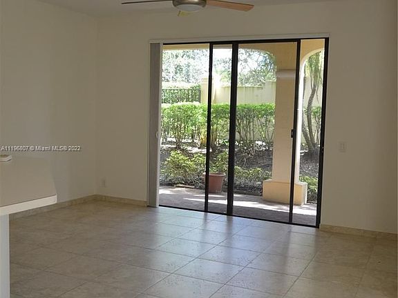 3rd image of 1591 Passion Vine Cir #10-2