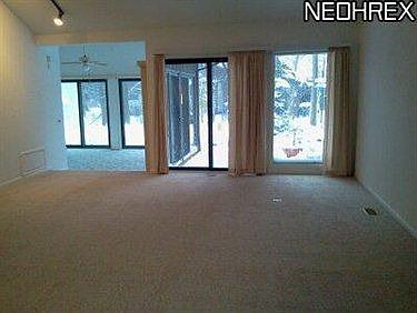 5th image of 175-17 Hawthorne Dr