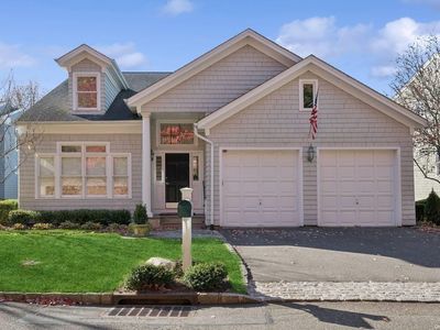 15 Fieldstone Lane, Oyster Bay, NY, 11771