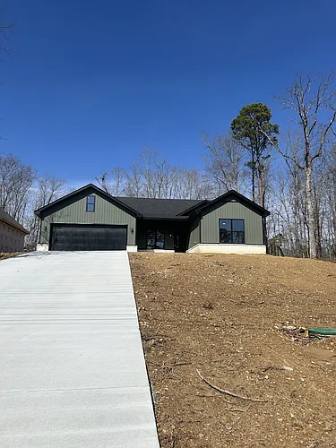 210 Diamondhead Dr Photo 1