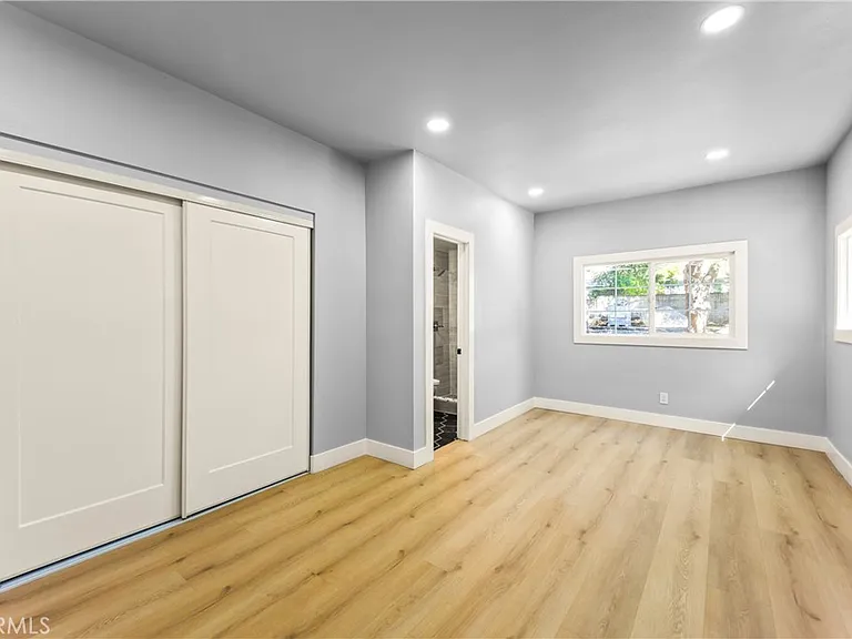 379 Buena Loma St — Photo 17