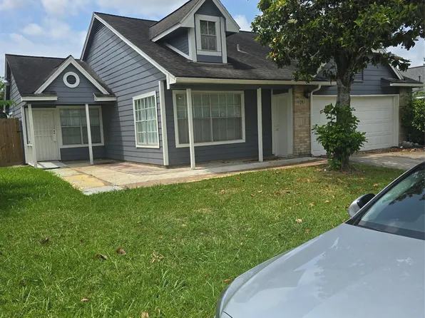 12831 Ashford Creek Dr, Houston, TX 77082