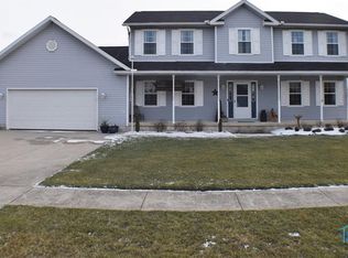 803 Challenger Memorial Dr, Woodville, OH 43469