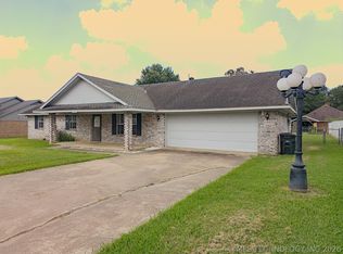 2709 Forrest Cir, Durant, OK 74701