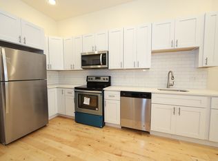1945 N Gratz St, Philadelphia, PA 19121