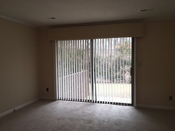 2nd image of 212 W Davis St APT E
