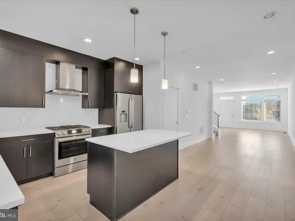 740 S Columbus Blvd Unit 55, Philadelphia, PA 19147