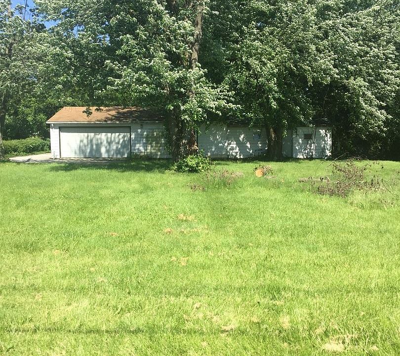 2nd image of 1545 Broadway Ext