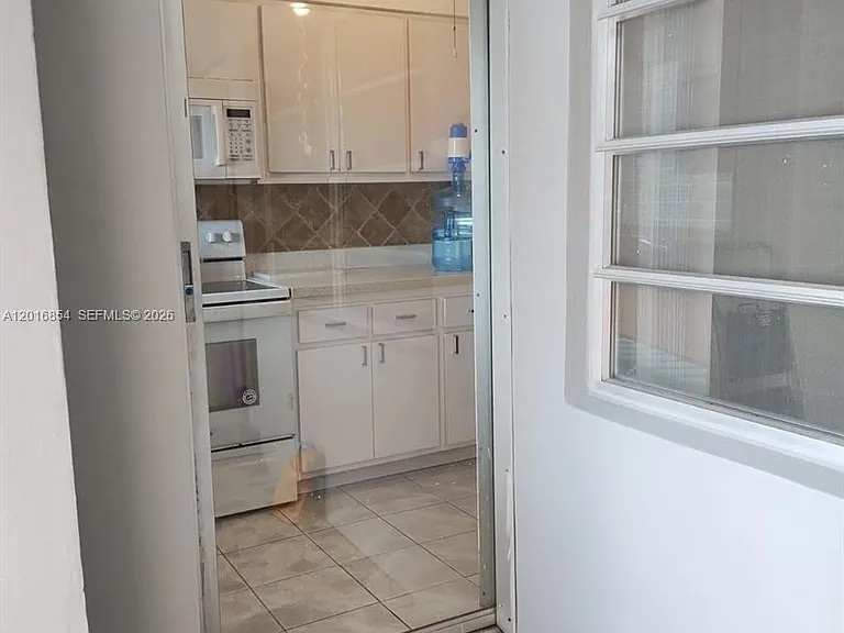 201 NE 14th Ave #10C — Photo 29