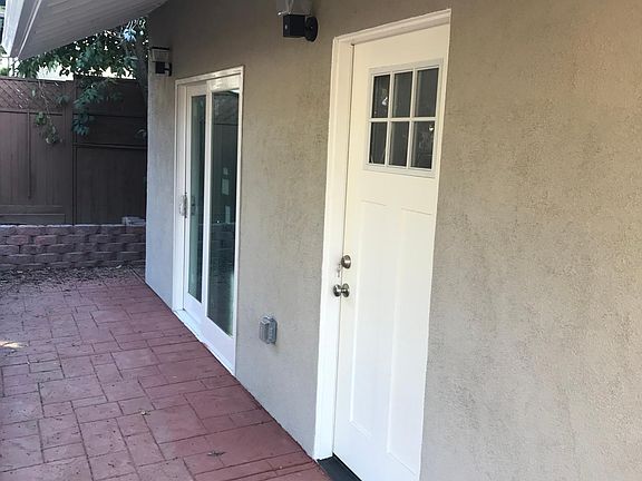 2nd image of 681 Elden Dr #2