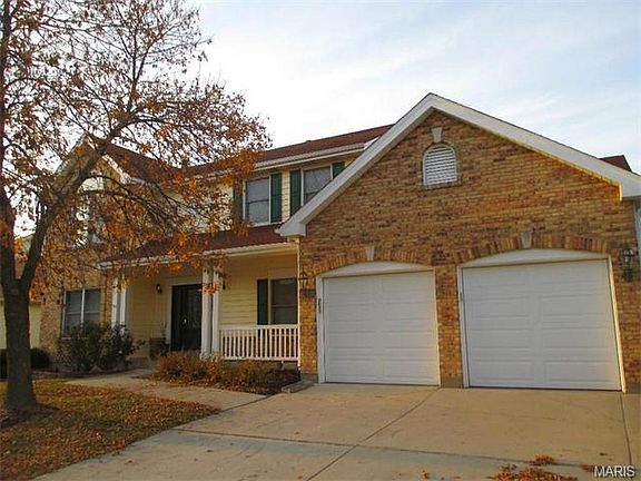 2nd image of 16505 Centerpointe Dr