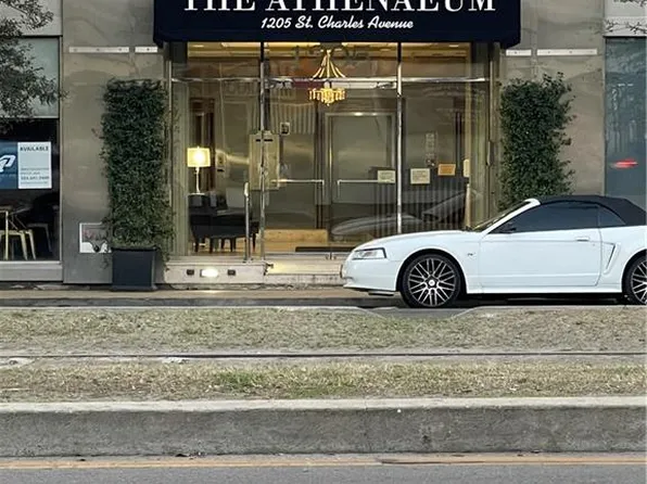 1205 Saint Charles Ave APT 814, New Orleans, LA 70130