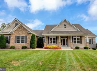 55 Scottsdale Dr, Fredericksburg, VA 22405