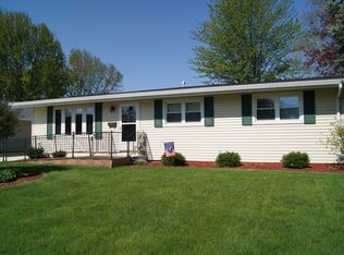 221 Apollo Ct, BRILLION, WI 54110