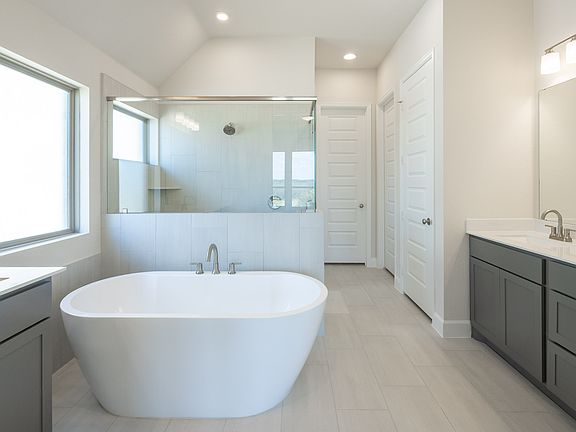 5th image of 116 Ensberg Ln