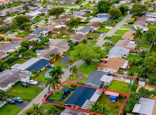 8211 NW 16th St, Pembroke Pines, FL 33024