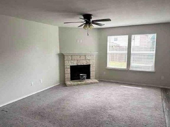 4th image of 1103 Brazoria Rd