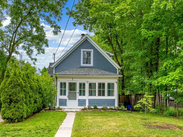 7 Albert St, Halton Hills, ON L7G 2A8
