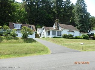 125 Country Club Ln, Sugarloaf, PA 18249