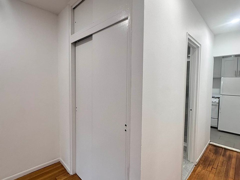 2nd image of 313 E 84th St APT 5D